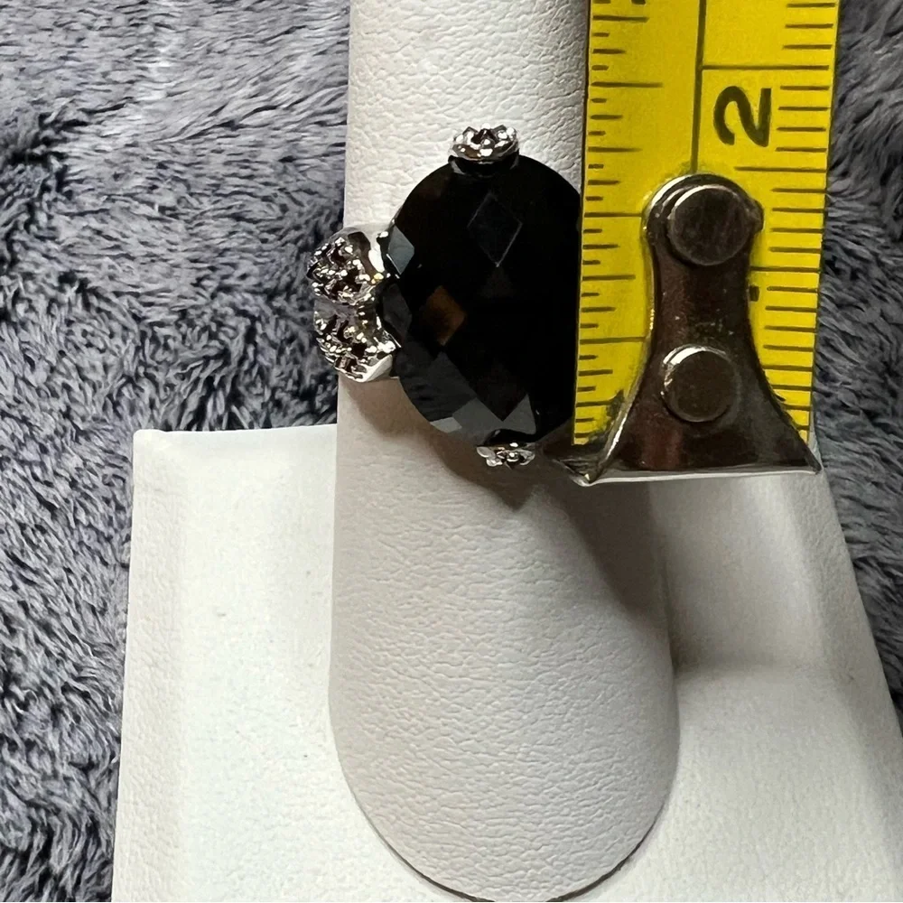 Sterling Silver Faceted Onyx and Garnet Victorian Style Ring Size 7